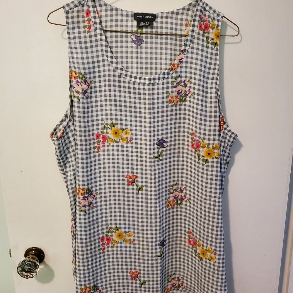 Ladies summer top